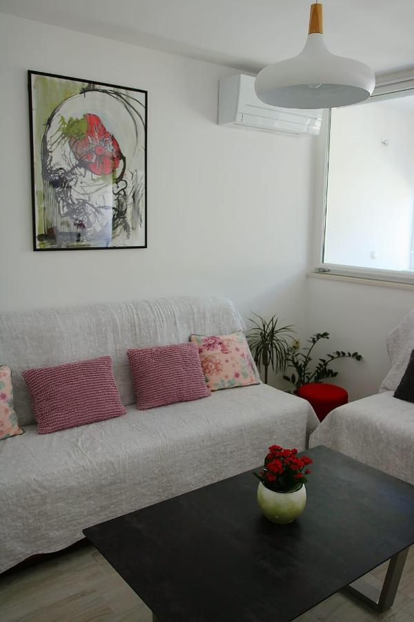אומיס Apartment Glavaric מראה חיצוני תמונה