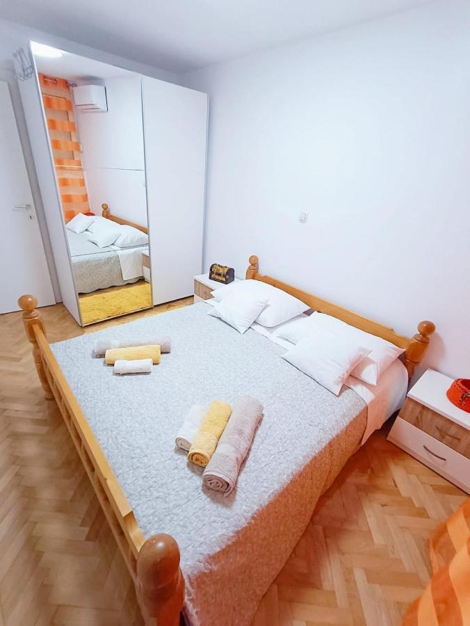 אומיס Apartment Glavaric מראה חיצוני תמונה